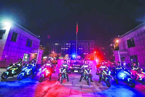 济南市公安局历下区分局特巡警大队骁骑巡逻队风采